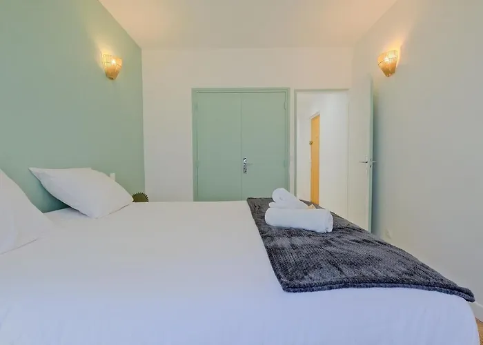 La Confidence Apartment