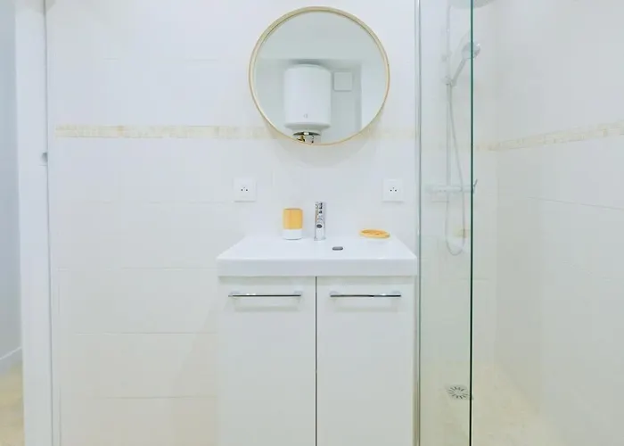 La Confidence Apartment